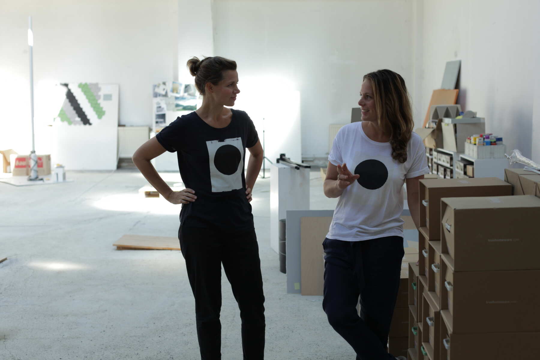 dottings 02 Sofia Podreka und Katrin Radanitsch cneukurs